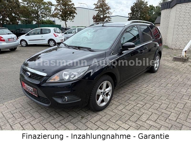 Gebraucht Ford Focus Style 101 PS (74 kW) 2010 Schwarz Kombi