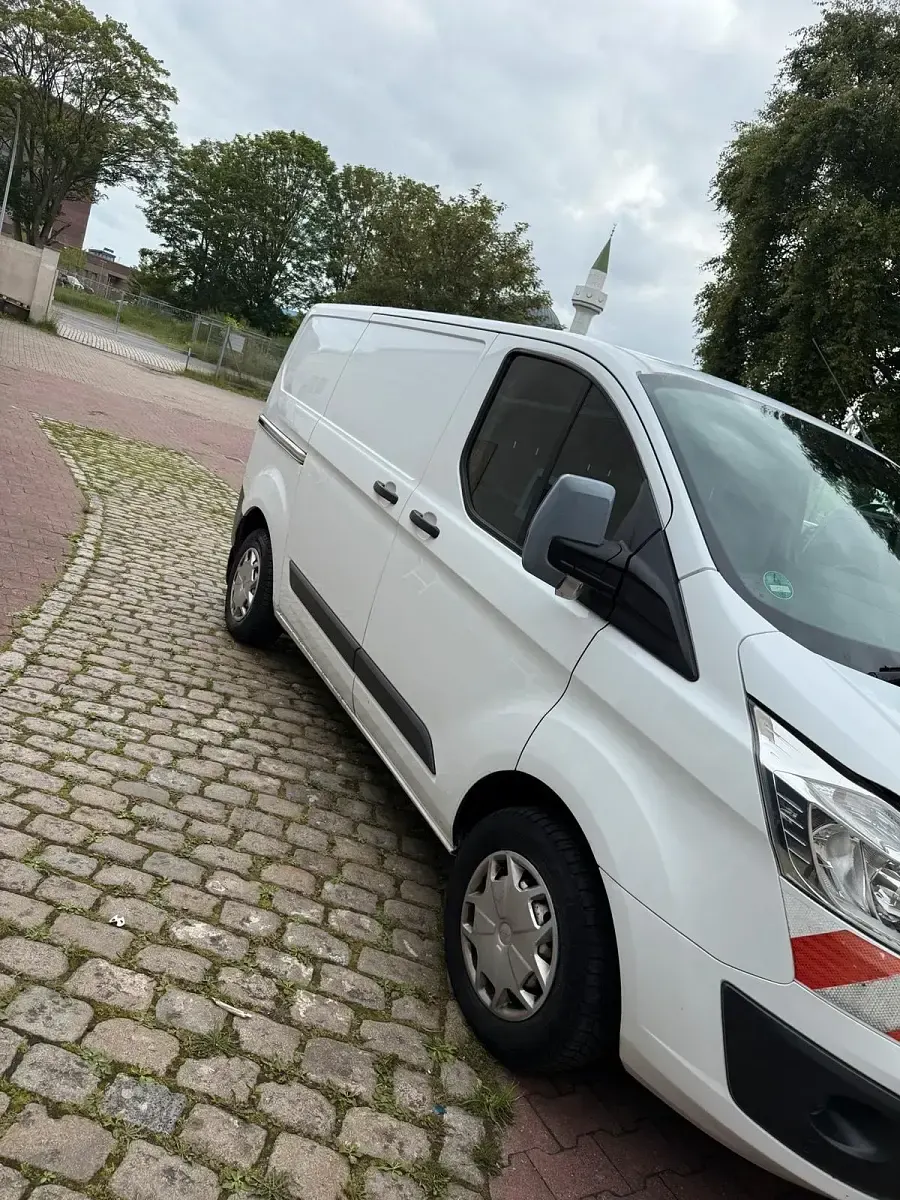 Gebraucht Ford Transit Custom 131 PS (96 kW) 2017 Weiß Kombi