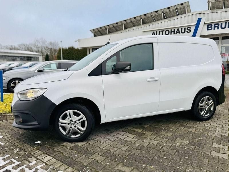 Gebraucht Mercedes Citan 110 95 PS (69 kW) 2022 Arktisweiß Van / Kleinbus