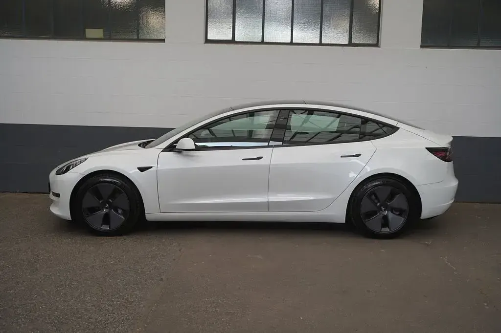 Gebraucht Tesla Model 3 Long Range AWD 366 kW (498 PS) 2021 Weiß Limousine