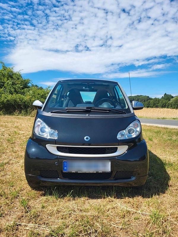 Schwarz Gebraucht 2012 Smart ForTwo Coupé Pure Coupé | 4.999 € (Fairer Preis) - Bild 1/4