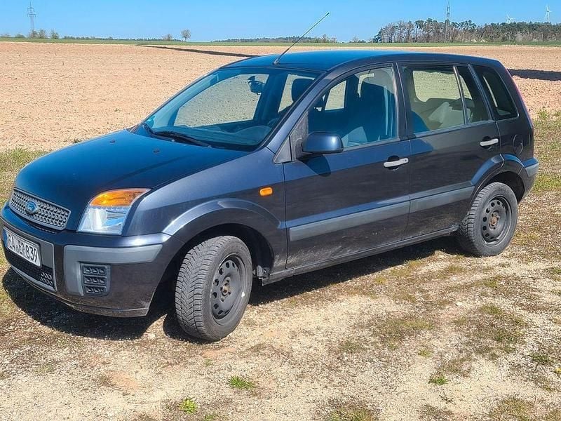 Gebraucht Ford Fusion 80 PS (58 kW) 2008 Schwarz Kleinwagen
