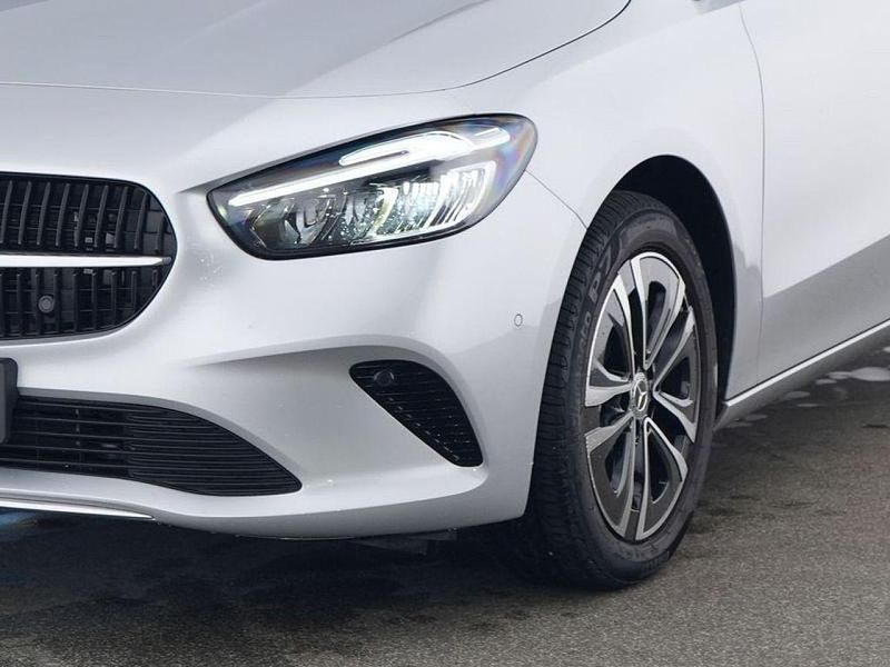 Gebraucht Mercedes E250 Progressive 163 PS (119 kW) 2023 Silber Limousine