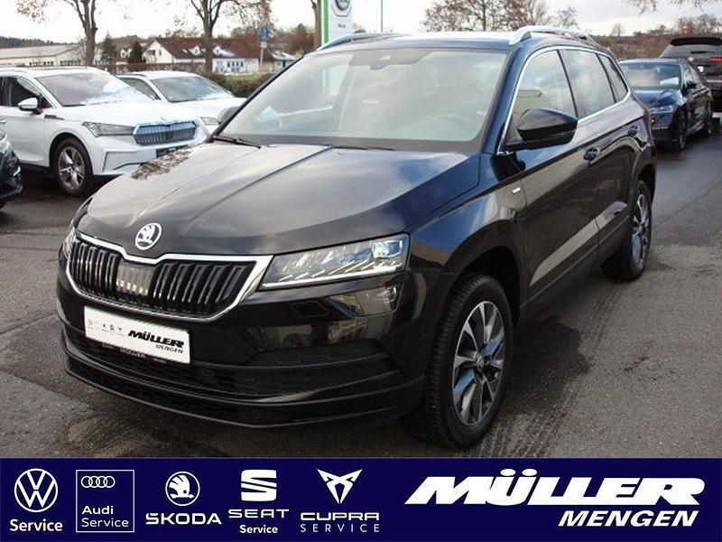 Schwarz Gebraucht 2020 Skoda Karoq Drive SUV | 22.990 € (Fairer Preis) - Bild 1/4