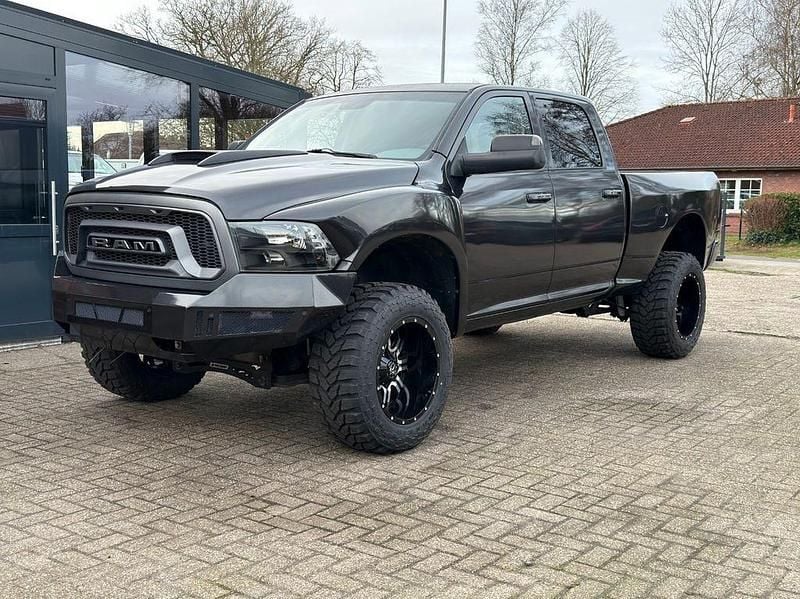Gebraucht Dodge Ram 401 PS (294 kW) 2019 Schwarz Abholung