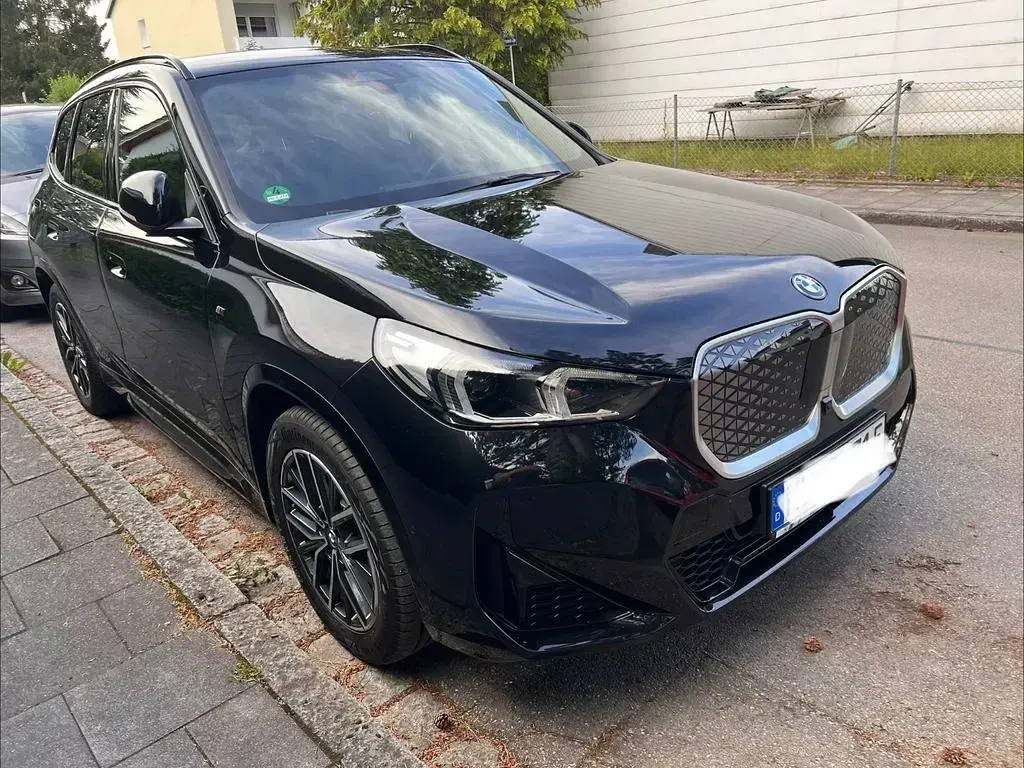 Gebraucht BMW iX1 Performance 230 kW (313 PS) 2024 Schwarz SUV