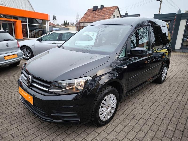 Gebraucht VW Caddy Trendline 102 PS (75 kW) 2016 Schwarz Van / Kleinbus