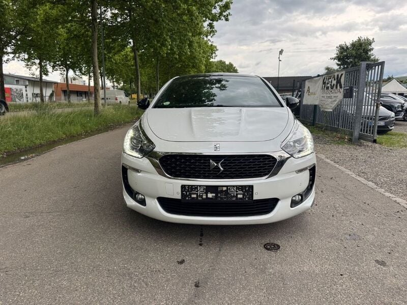 Weiß Gebraucht 2016 DS Automobiles DS5 Kleinwagen | 8.900 € (Fairer Preis) - Bild 1/4