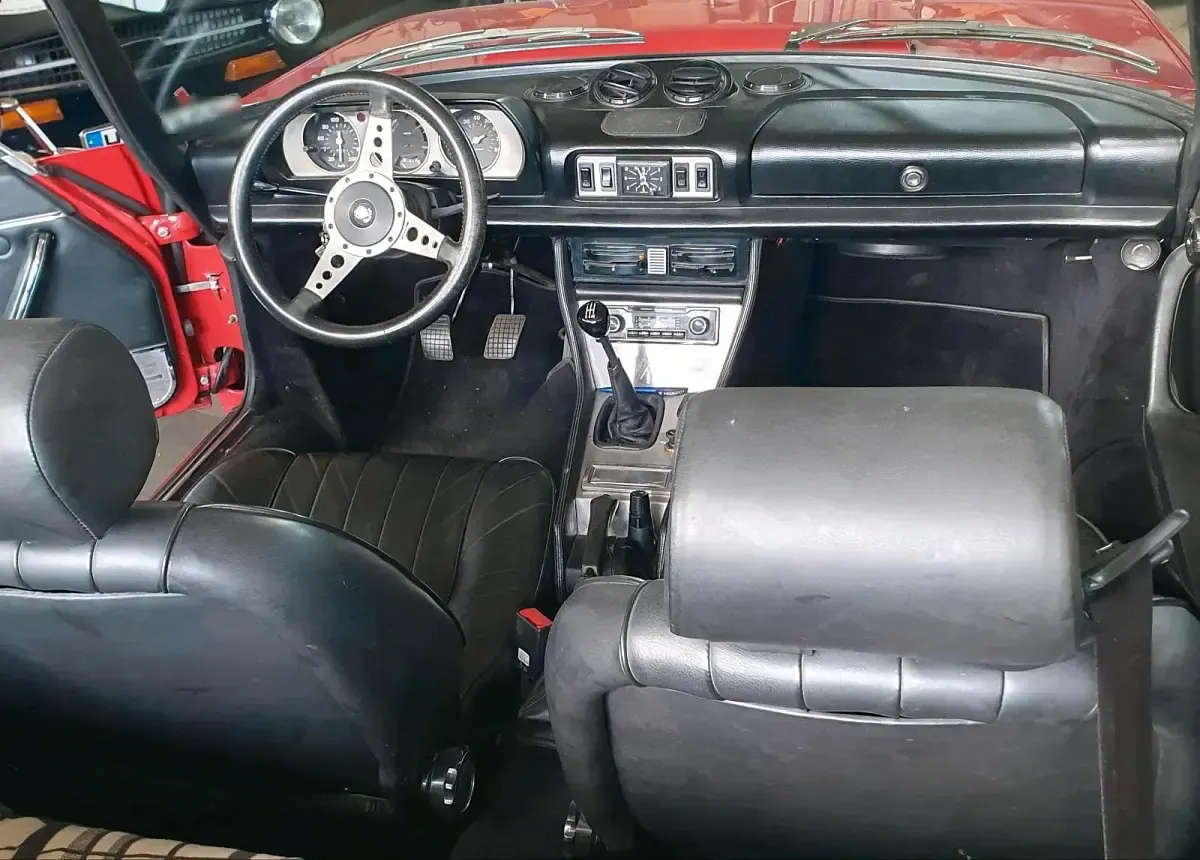Gebraucht Peugeot 504 106 PS (77 kW) 1980 Rot Cabrio