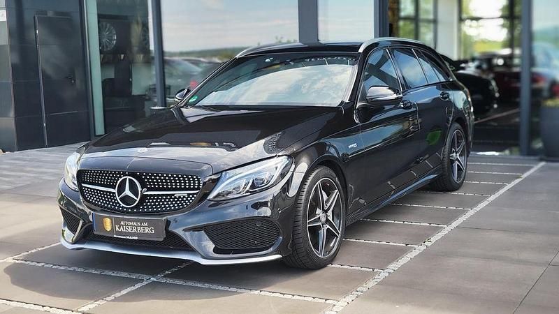 Schwarz Gebraucht 2017 Mercedes C43 AMG AMG Limousine | 28.900 € (Superpreis) - Bild 1/4