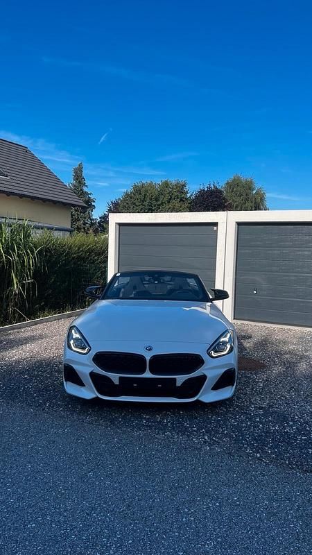 Weiß Gebraucht 2022 BMW Z4 Cabrio | 46.500 € - Bild 1/4