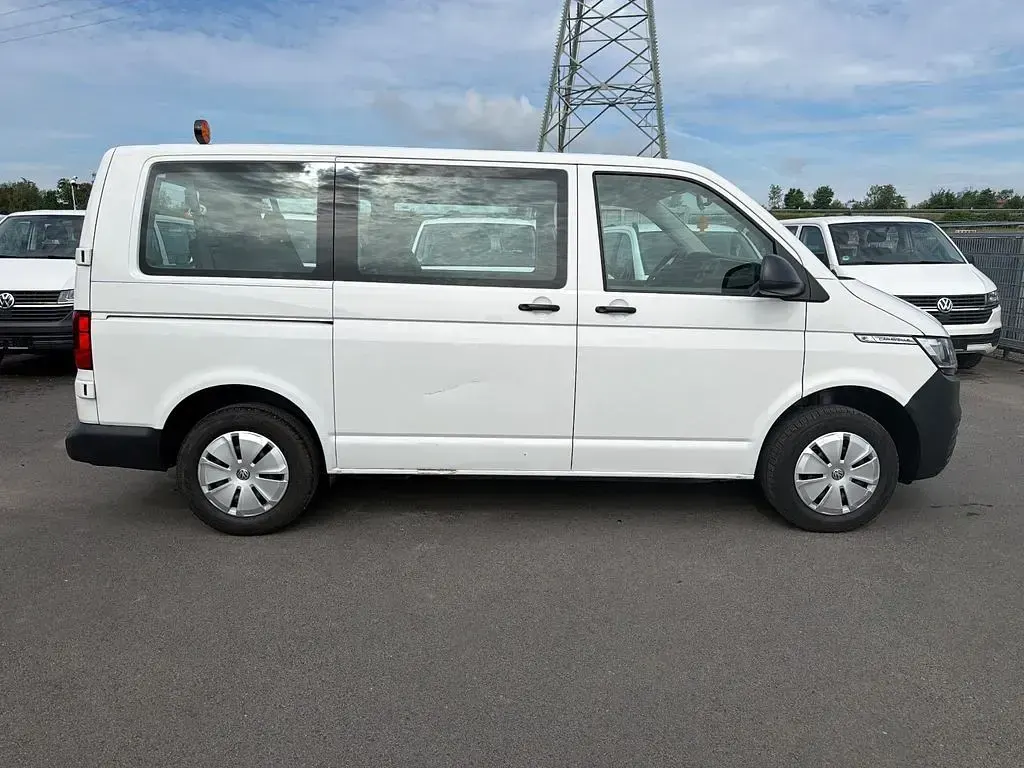 Gebraucht VW Caravelle 110 PS (80 kW) 2021 Weiß Van