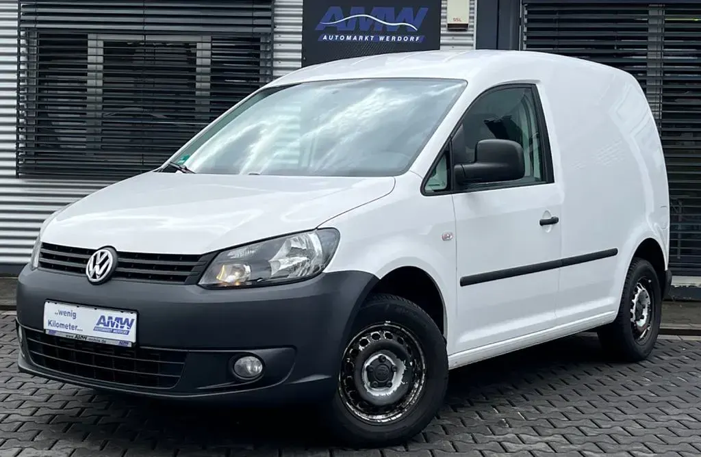 Używany VW Caddy 102 KM (75 kW) 2015 Biały Minivan