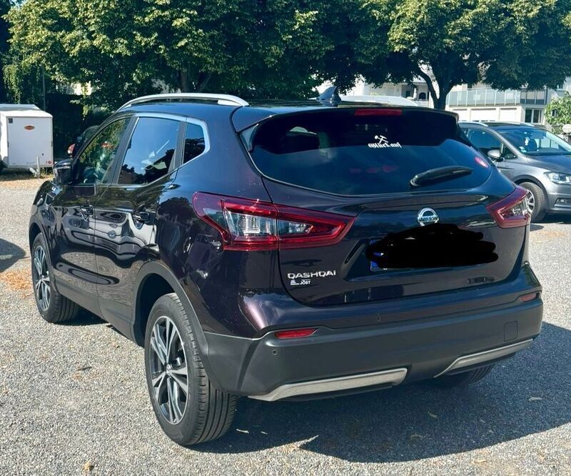 Violet Gebraucht 2020 Nissan Qashqai Acenta SUV | 18.900 € (Etwas zu teuer) - Bild 1/4