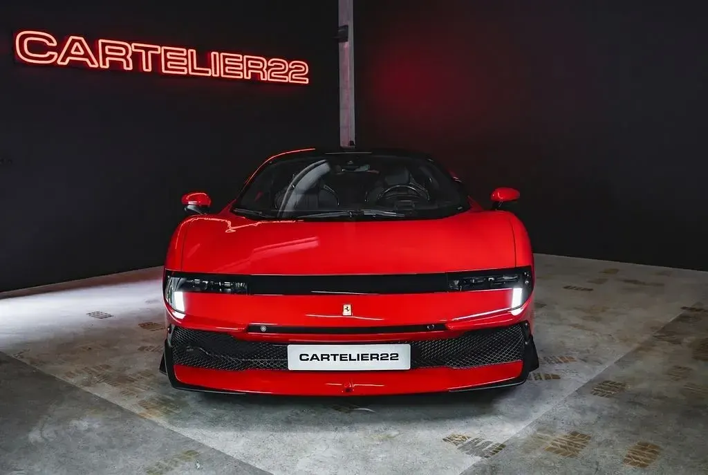 Neu Ferrari Testarossa 2026 Rot