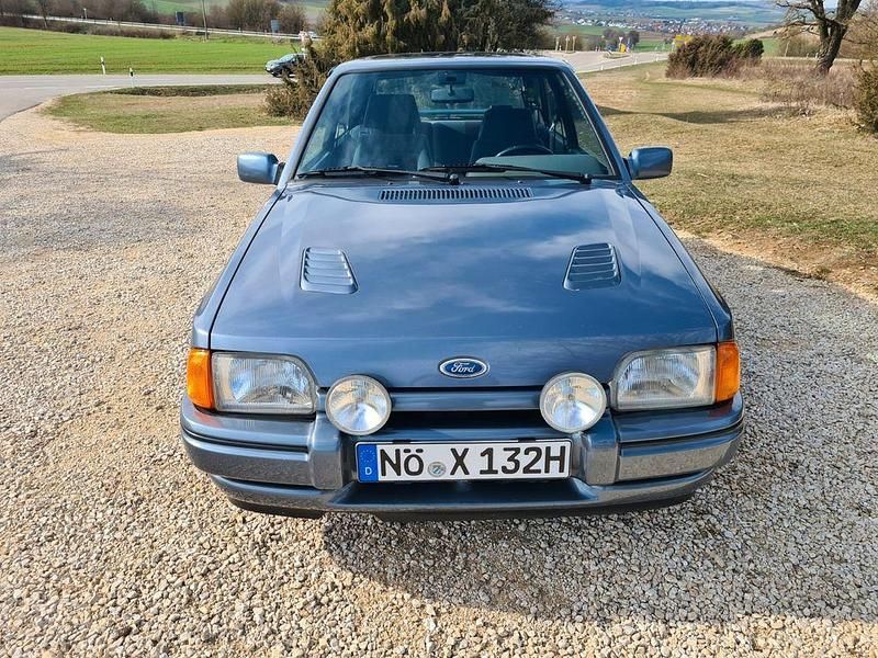 Occasion Ford Escort RS 132 ch (97 kW) 1986 Gris Coupé