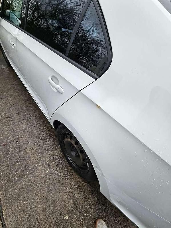 Gebraucht Skoda Rapid Ambition 86 PS (63 kW) 2014 Kleinwagen