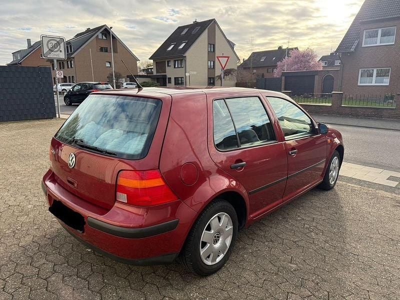 Gebraucht VW Golf III Basis 75 PS (55 kW) 1998 Rot Limousine