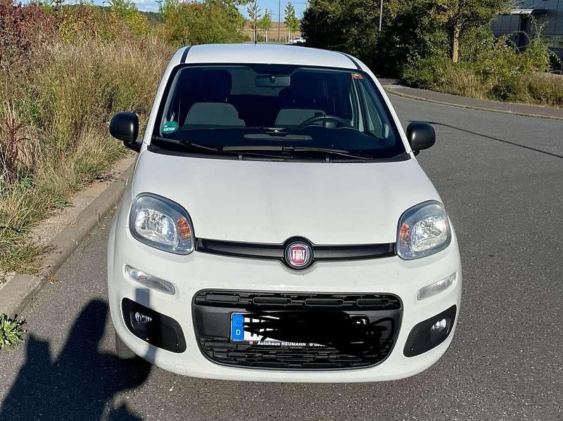 Weiß Gebraucht 2019 Fiat Panda More Kleinwagen | 6.200 € (Fairer Preis) - Bild 1/4