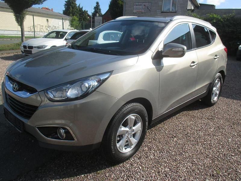Sirius silver Gebraucht 2011 Hyundai ix35 Style SUV | 7.800 € (Fairer Preis) - Bild 1/4