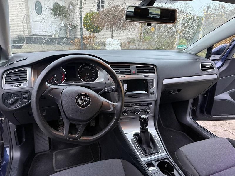 Gebraucht VW Golf VII 86 PS (63 kW) 2013 Blau Limousine