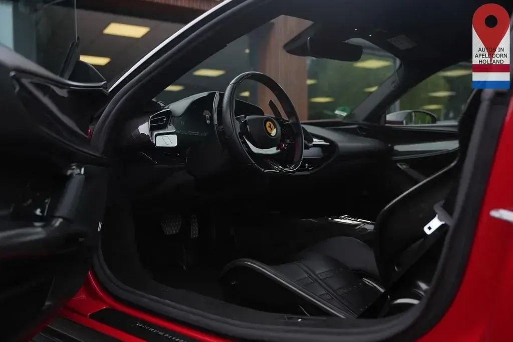 Gebraucht Ferrari SF90 999 PS (734 kW) 2022 Rot Coupé