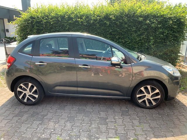 Grau Gebraucht 2012 Citroën C3 Tendance Kleinwagen | 4.500 € (Fairer Preis) - Bild 1/3
