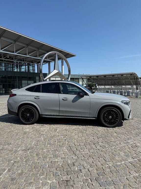 Gebraucht Mercedes GLC450 AMG 367 PS (269 kW) 2025 Grau Coupé