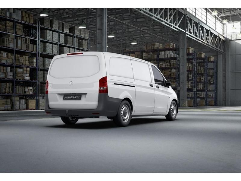 Gebraucht Mercedes Vito 102 PS (75 kW) 2021 Arktikweiß Van
