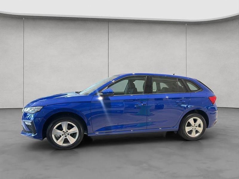 Gebraucht Skoda Scala Essence 95 PS (69 kW) 2025 Blau Kleinwagen