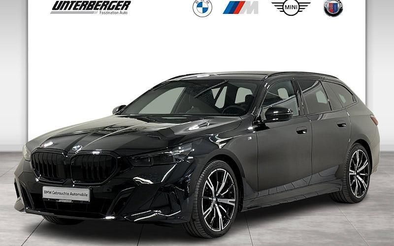 Gebraucht BMW 540 Comfort Edition 303 PS (222 kW) 2025 Schwarz Kombi