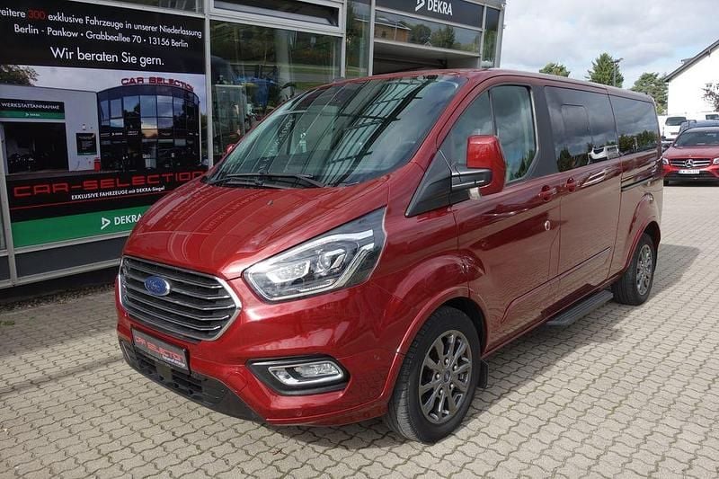 Violett Gebraucht 2021 Ford Tourneo Custom Titanium X Van / Kleinbus | 37.800 € (Fairer Preis) - Bild 1/4