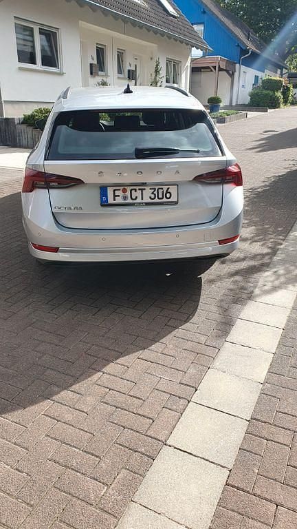 Gebraucht Skoda Octavia Style 150 PS (110 kW) 2020 Silber Kombi