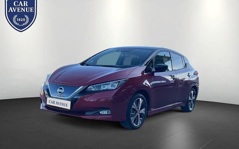 Gebraucht Nissan Leaf N-Connecta 110 kW (150 PS) 2020 Rot Kleinwagen