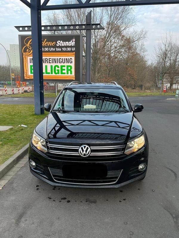 Schwarz Gebraucht 2013 VW Tiguan Sportline SUV | 8.000 € (Superpreis) - Bild 1/4