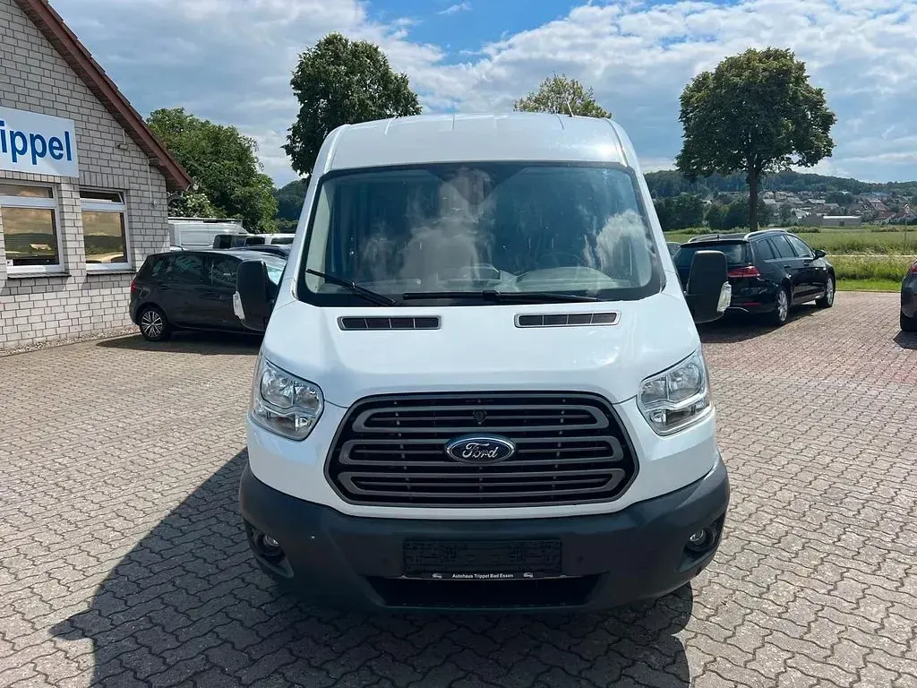 Gebraucht Ford Transit Trend 131 PS (96 kW) 2019 Weiß Kombi
