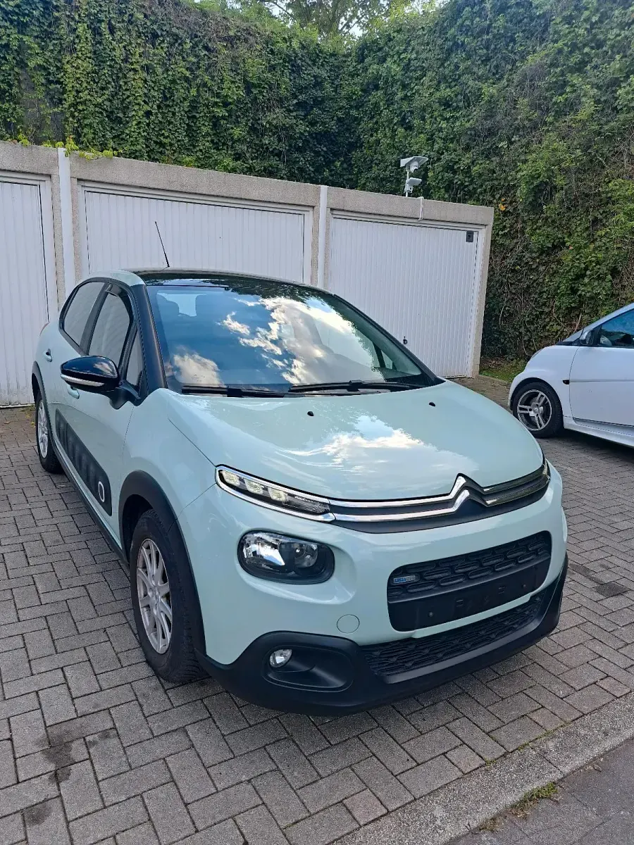 Gebraucht Citroën C3 82 PS (60 kW) 2017 Grün Kleinwagen