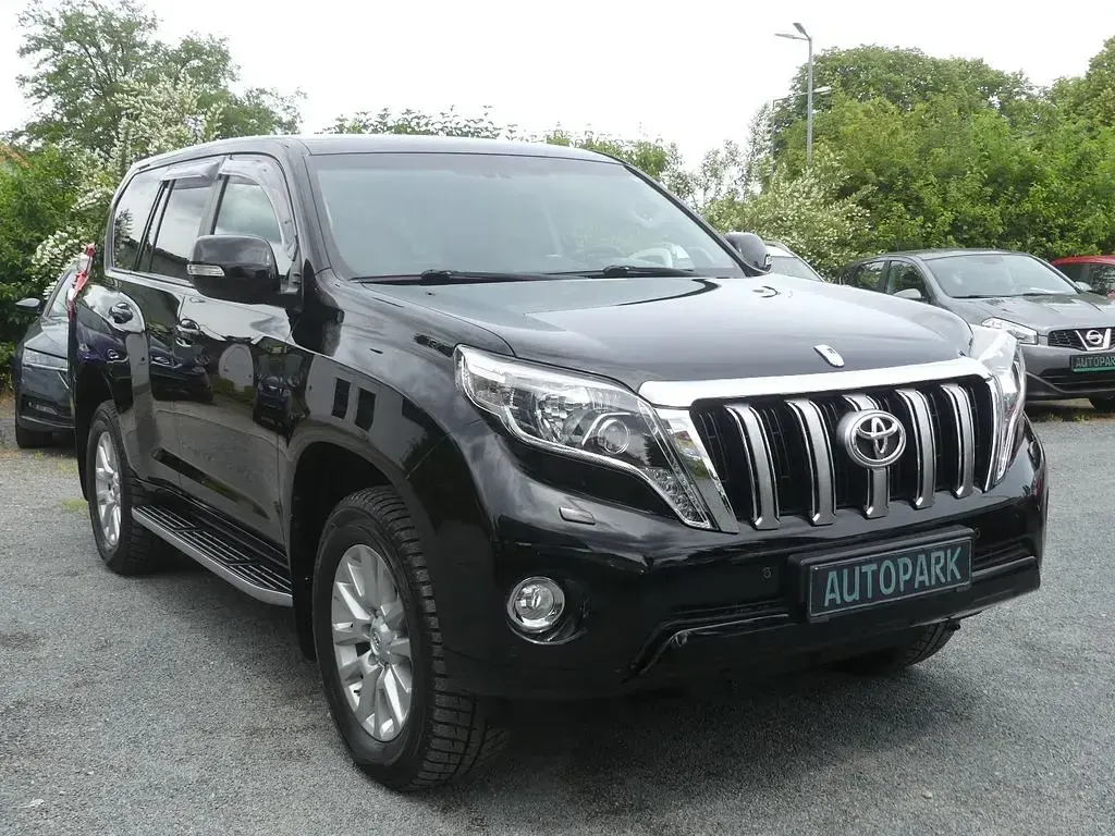 Gebraucht Toyota Land Cruiser Executive 190 PS (139 kW) 2014 Schwarz SUV
