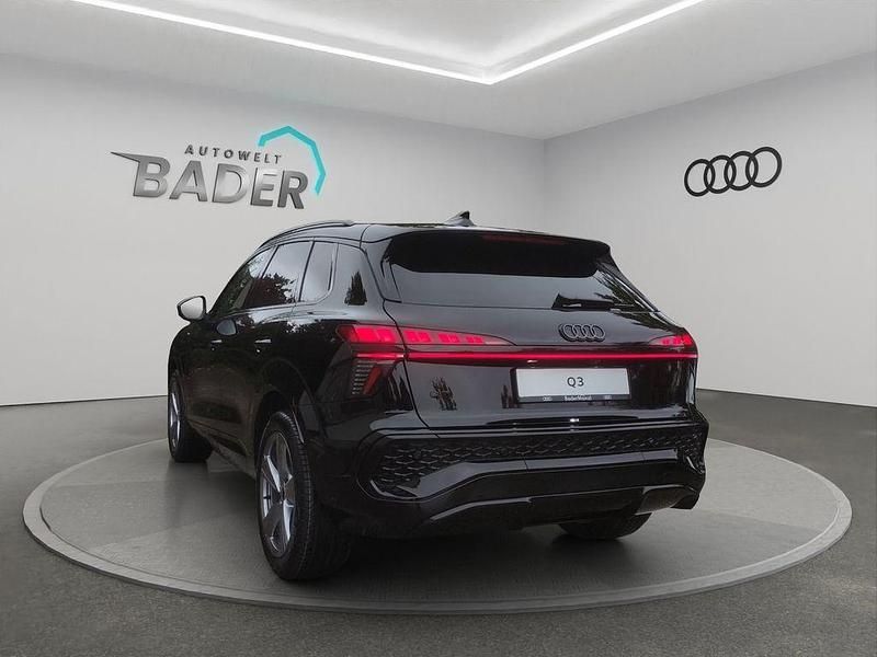 Gebraucht Audi Q3 Sport 150 PS (110 kW) 2026 Schwarz SUV