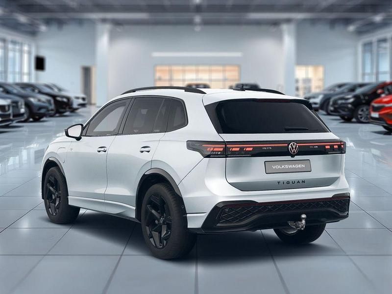 Neu VW Tiguan R-line 272 PS (200 kW) 2025 Silber SUV