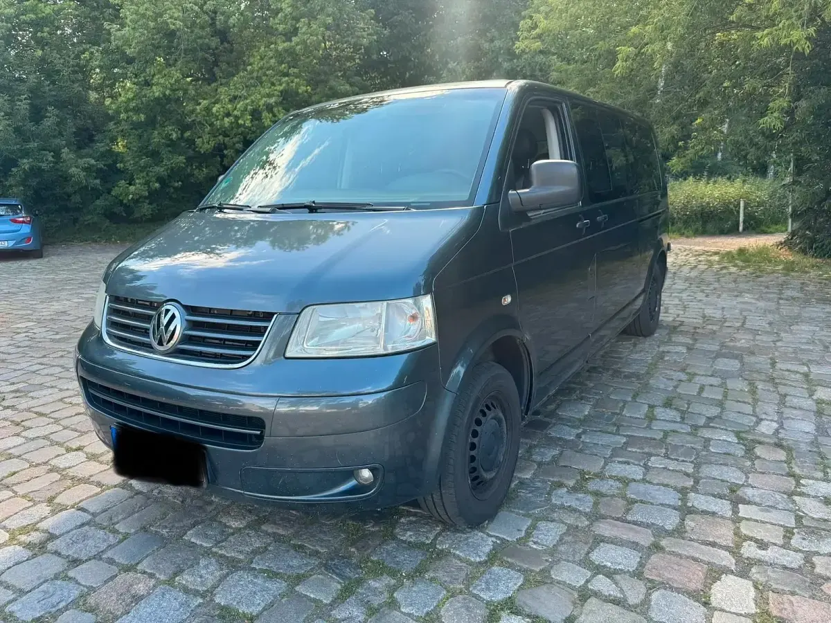 Gebraucht VW Caravelle 131 PS (96 kW) 2009 Grau Van