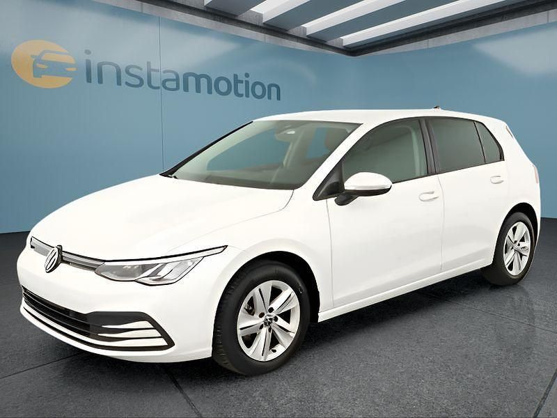 Weiß Gebraucht 2024 VW Golf VIII Kleinwagen | 26.499 € (Fairer Preis) - Bild 1/4