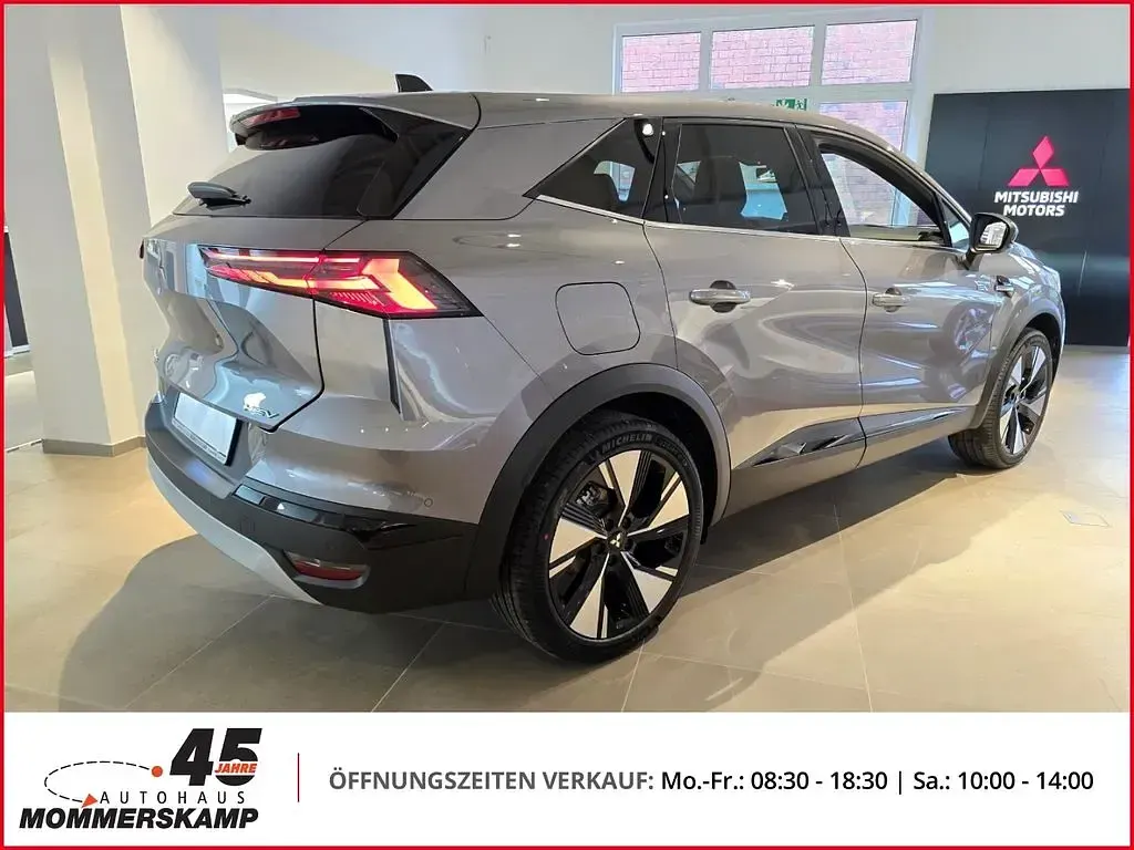 Neu Mitsubishi Grandis Top 158 PS (116 kW) 2026 Royal blau SUV