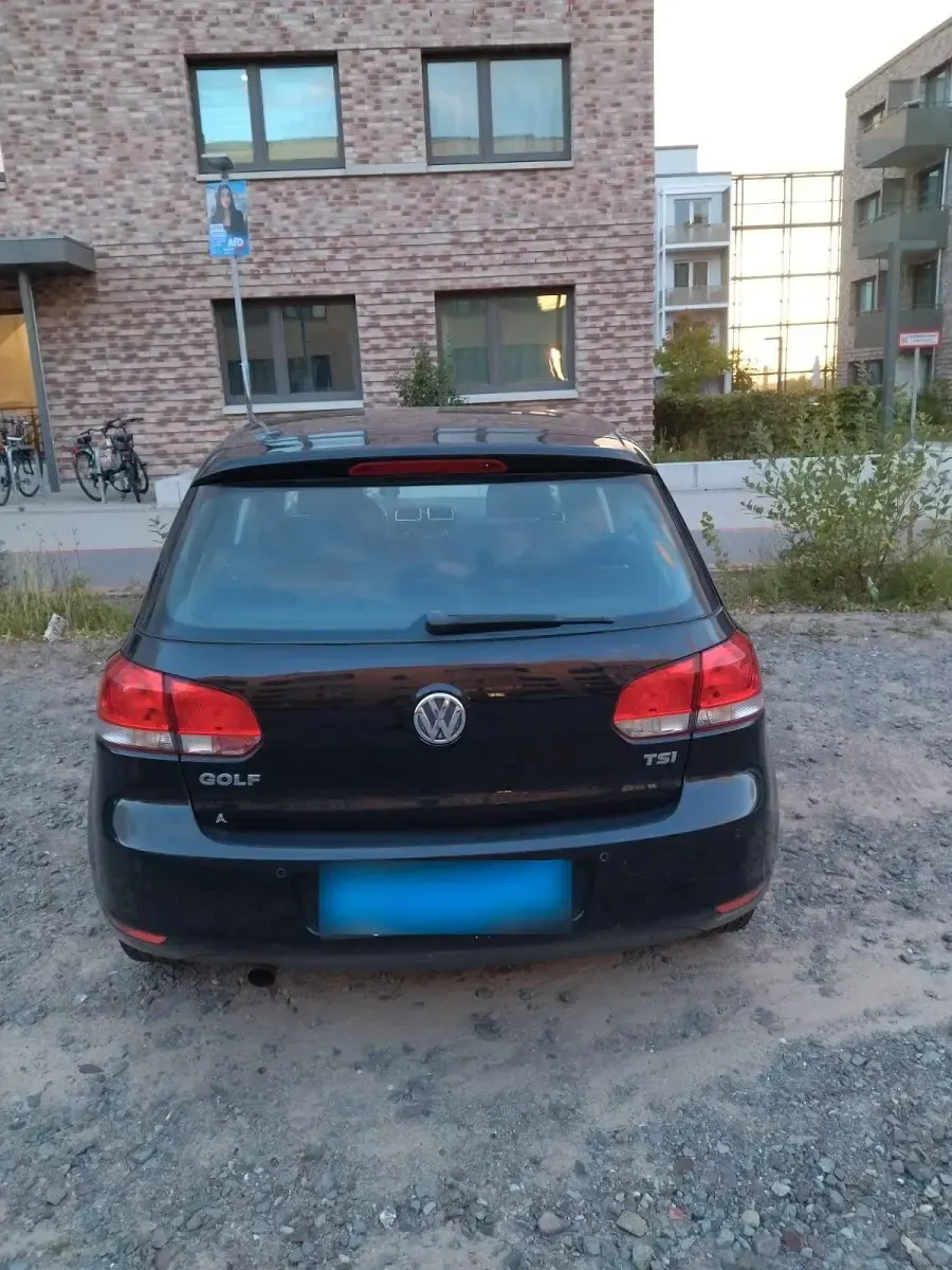 Gebraucht VW Golf VI Style 105 PS (77 kW) 2011 Schwarz Limousine