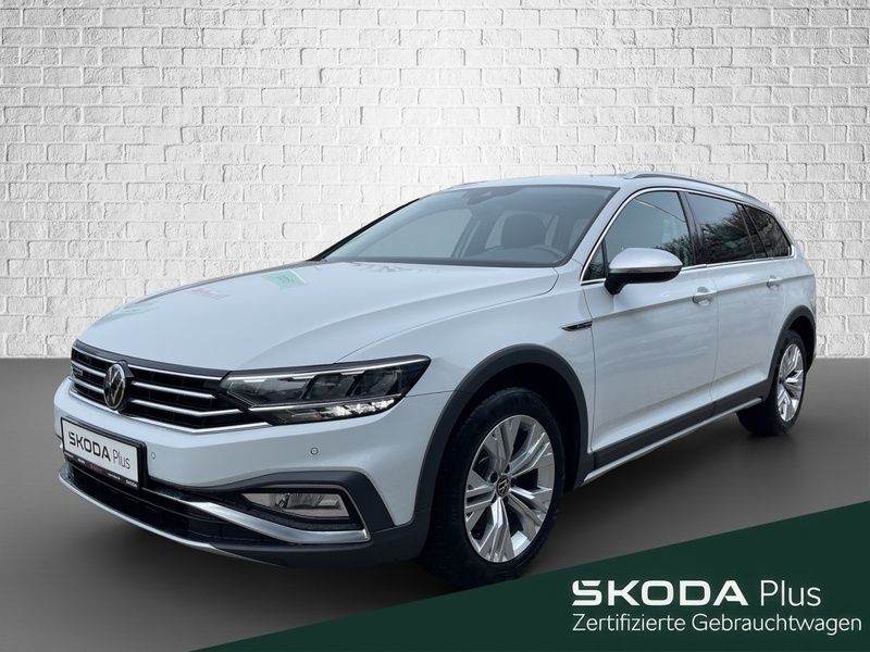 Weiß Gebraucht 2022 VW Passat Alltrack Kombi | 33.890 € (Guter Preis) - Bild 1/4