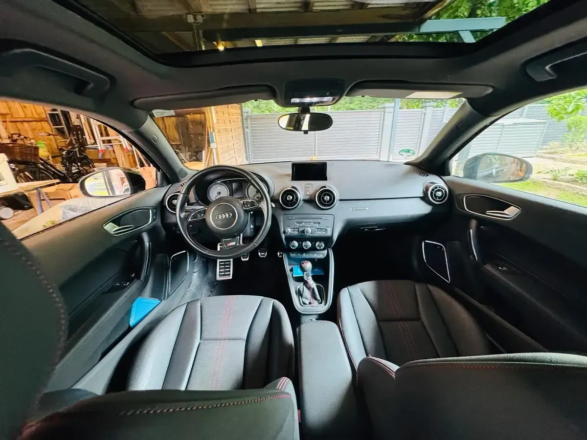 Gebraucht Audi S1 231 PS (169 kW) 2014 Schwarz Kleinwagen