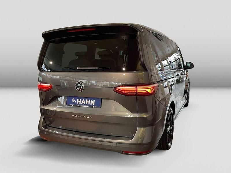 Ny VW Multivan 204 HK (150 kW) 2026 Grå MPV