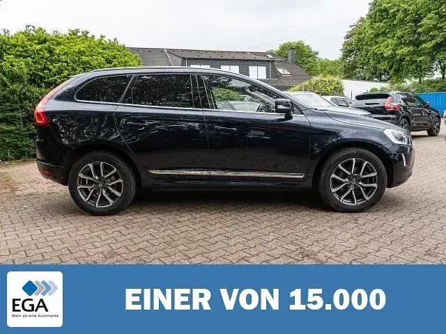 Gebraucht Volvo XC60 Summum 190 PS (139 kW) 2017 Blau metallic SUV