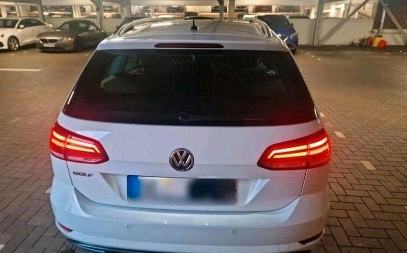 Gebraucht VW Golf VII Join 116 PS (85 kW) 2019 Weiß Kombi