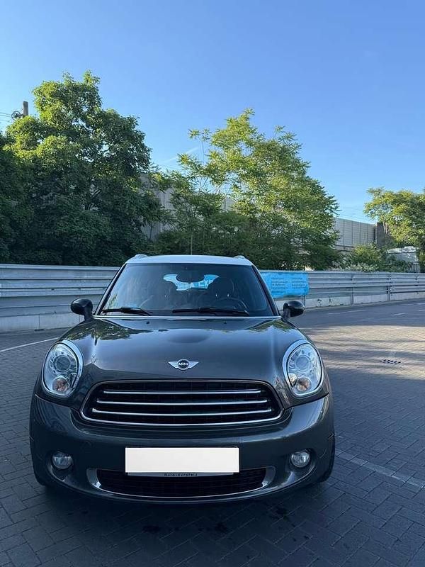 Grau Gebraucht 2011 Mini Cooper Countryman SUV | 7.999 € (Etwas zu teuer) - Bild 1/4